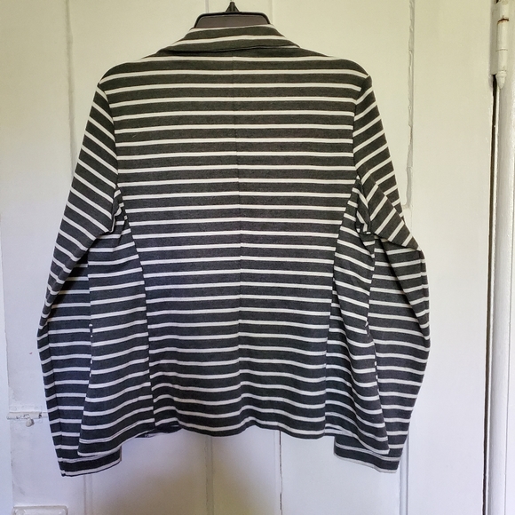 Xhiliration Blazer - Picture 2 of 2